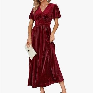 Like New Simplee Red Velvet Dress Size M